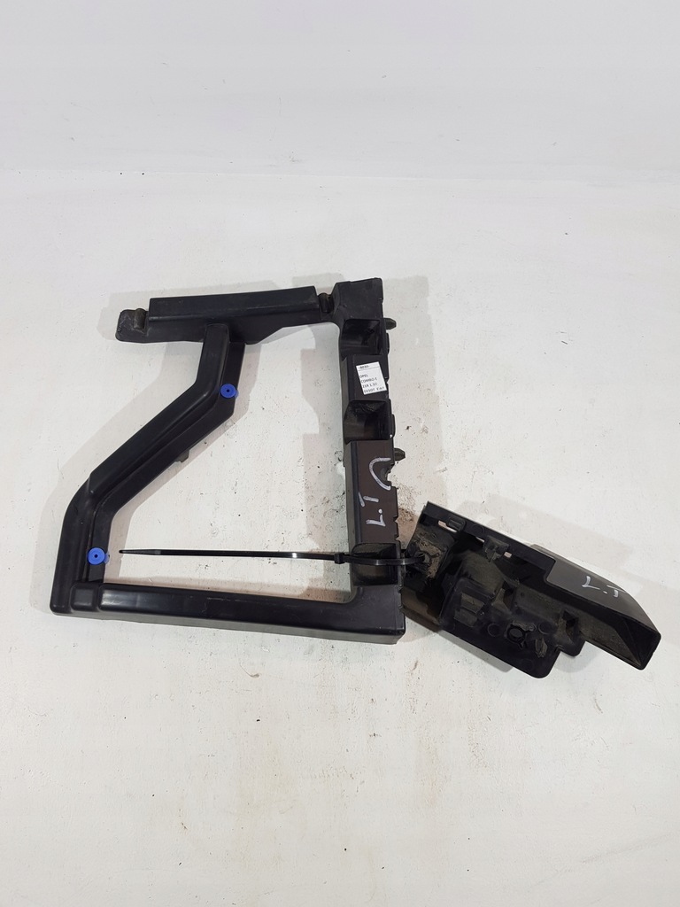 фото №1, Напрямна бампера лівий задня 9816808980 opel combo e berlingo iv rifter 21r eu