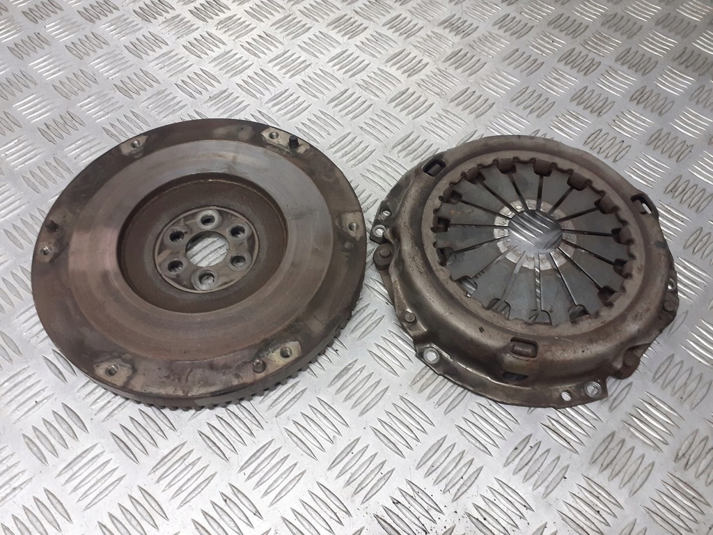 фото №3, Сцепление прижим toyota yaris verso 1.4 d4d