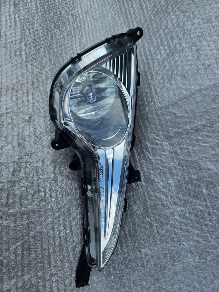 фото №1, Hyundai i40 протитуманна фара лівий 922023z000