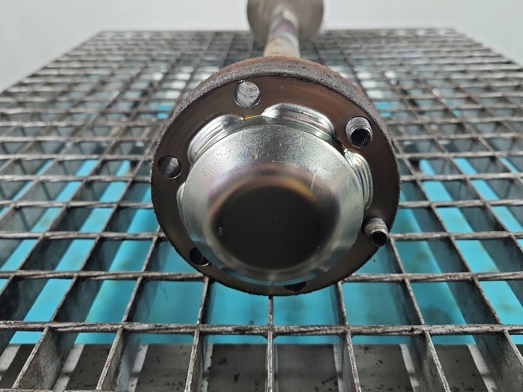 фото №4, Приводной вал задняя левая audi a6 c6 3.0 tdi lift