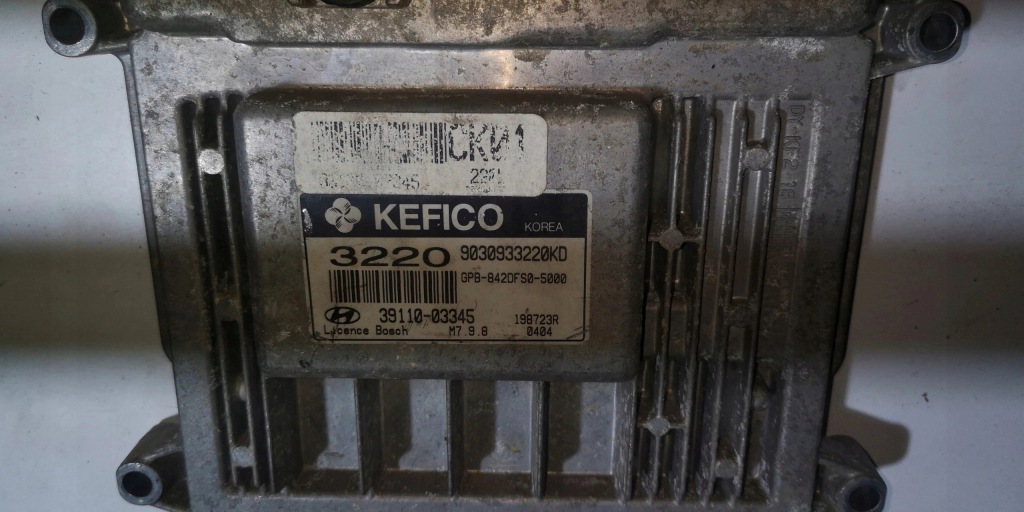 фото №7, Бортовой компьютер ecu hyundai i20 39110-03345 9030933220kd