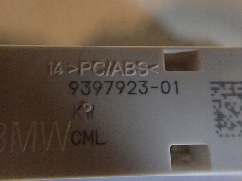 фото №3, Bmw g30 лампа освітлення салону 9397923