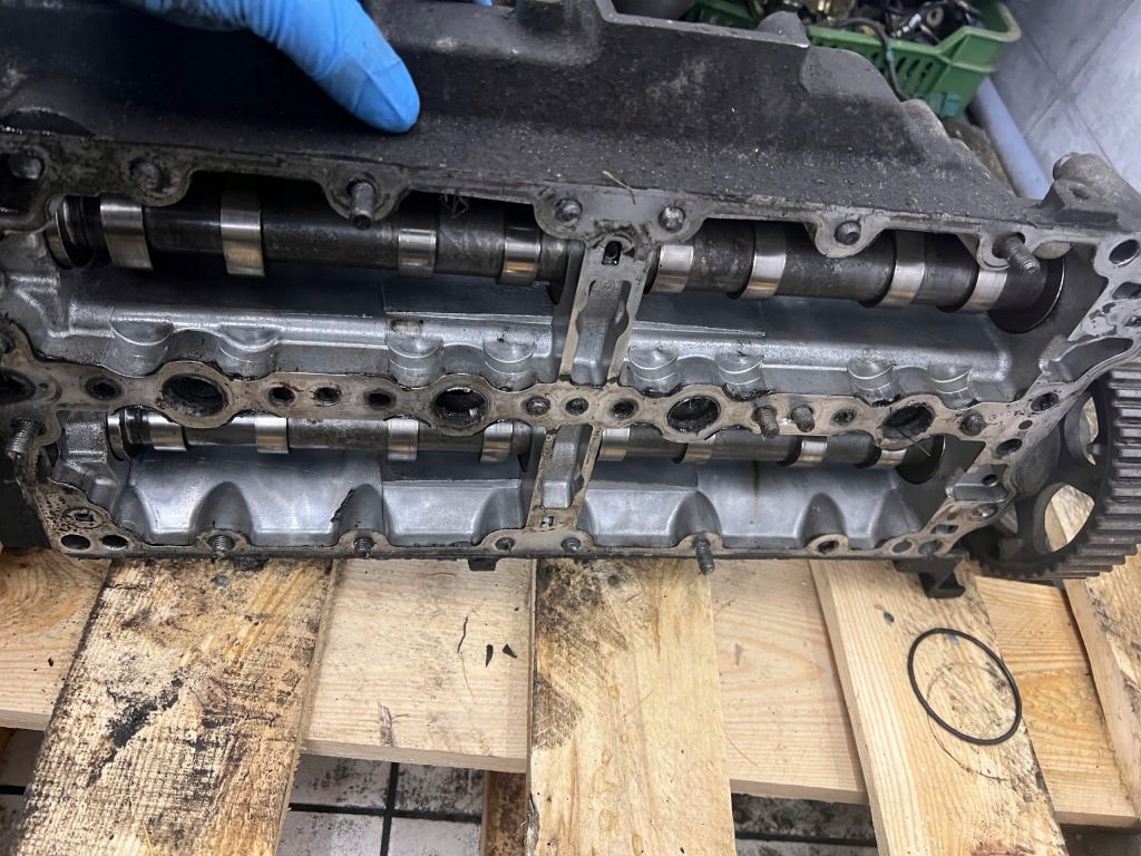 Fiat ducato 2,3 euro 6 180km головка комплектная валы крышка 5802038306 с Разборки