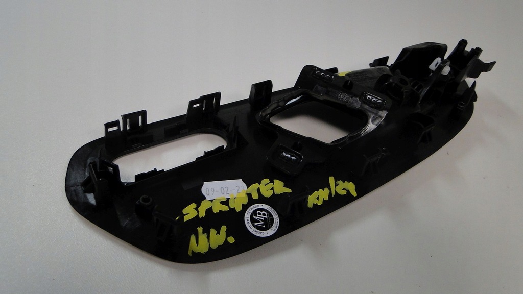 фото №9, Mercedes ручка внутренняя дверь передняя левая sprinter 907 910