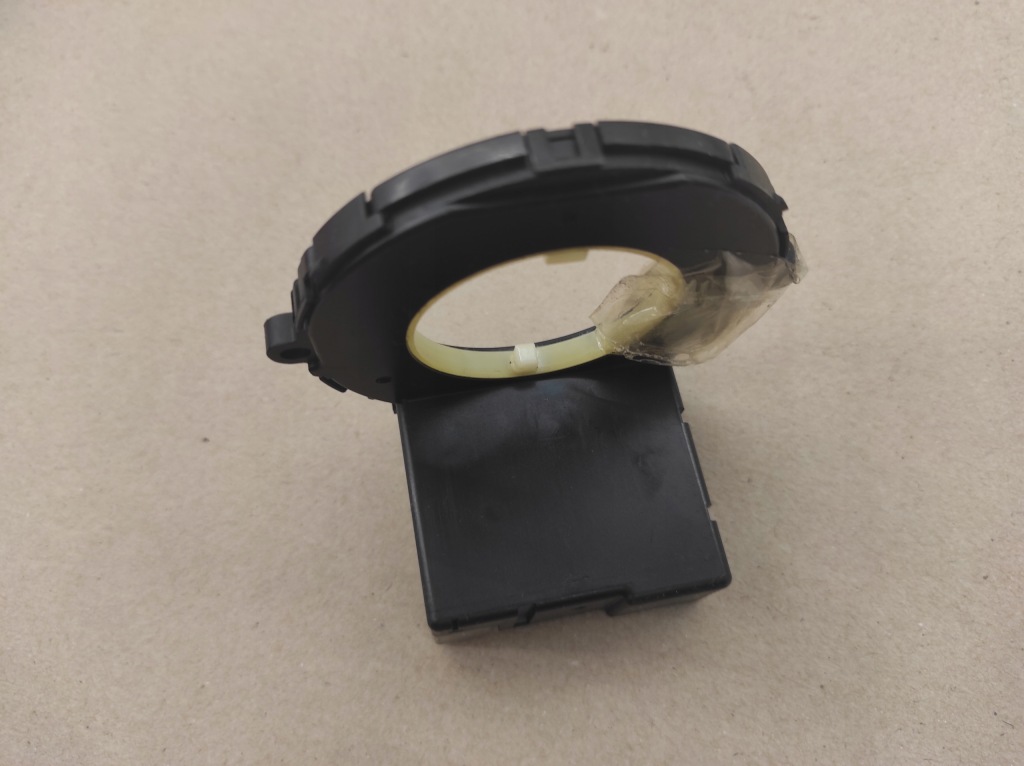 фото №4, Lexus rx ii 400 300 rx400 h датчик kąta поворота 10 pin