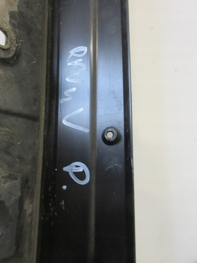 Rav4 v накладка накладка поріг права поріг 75850-42030 Недорого
