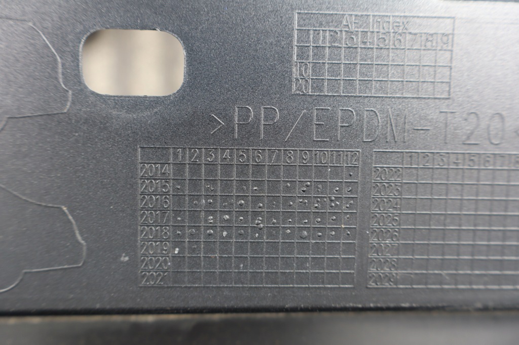 Молдинг порог порог левая mercedes e-klasa amg w213 a2136900102 a2136909701 Киев