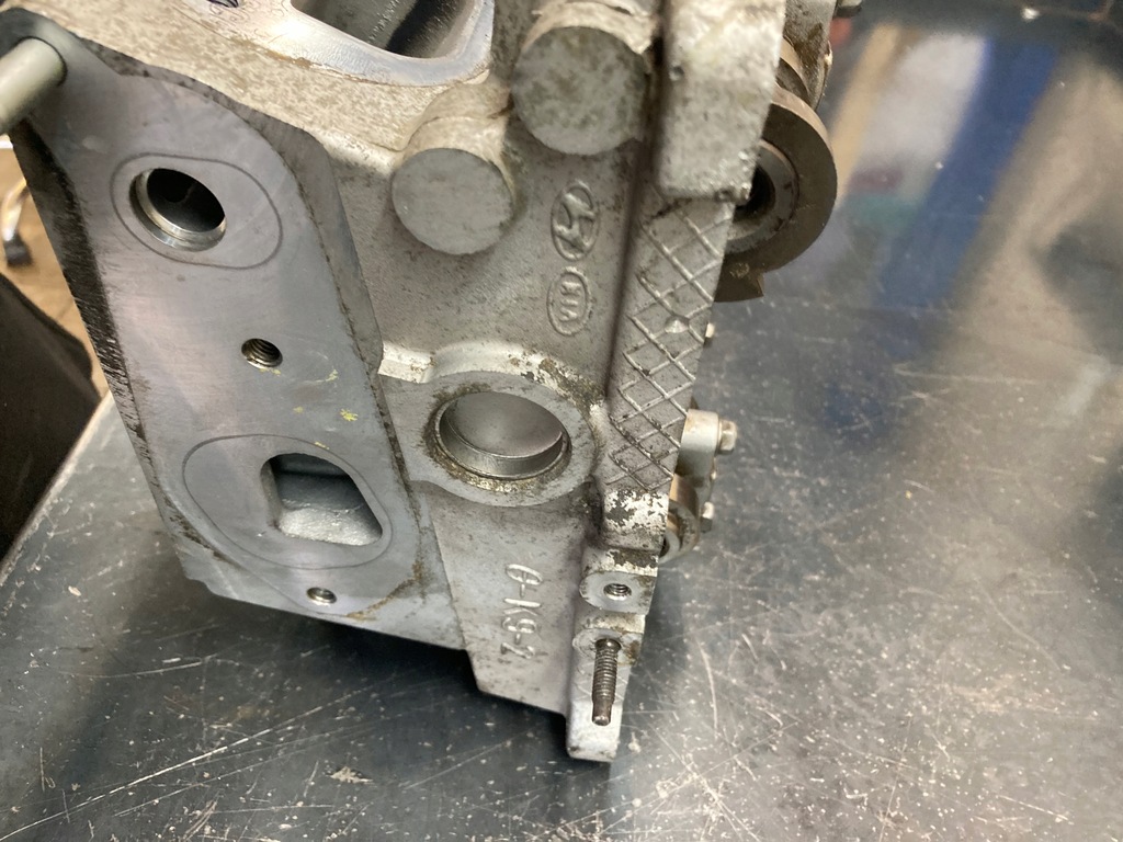 фото №9, Головка двигателя 2.0 16v kia hyundai g4ka carens magentis