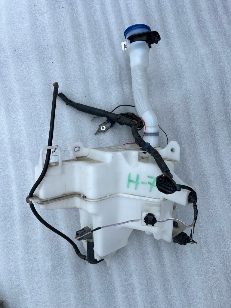 фото №1, Mazda 3 bp бак омывателя sedan rok 2020