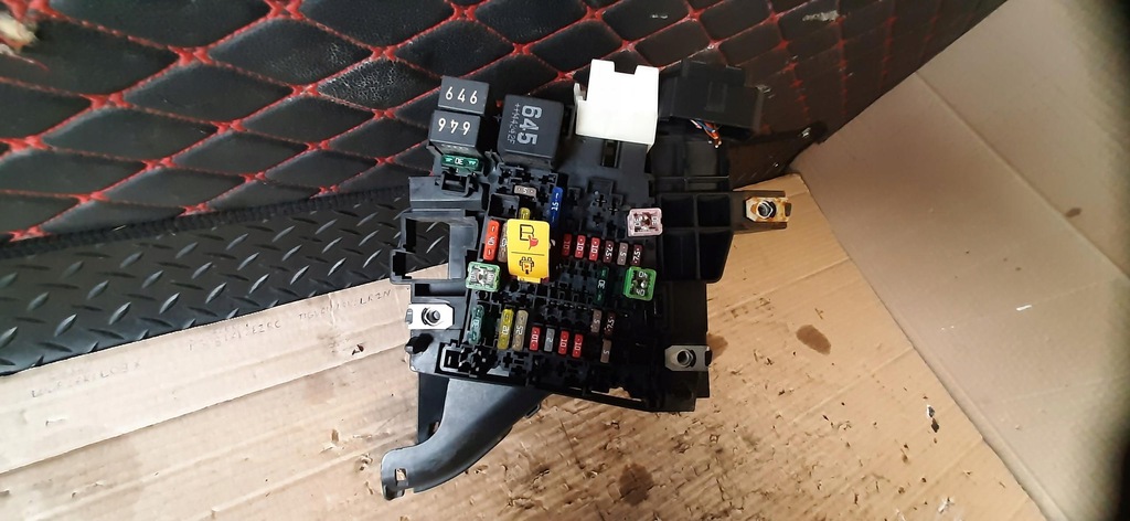 фото №7, Коробка запобіжників vw golf vii 5q1941395