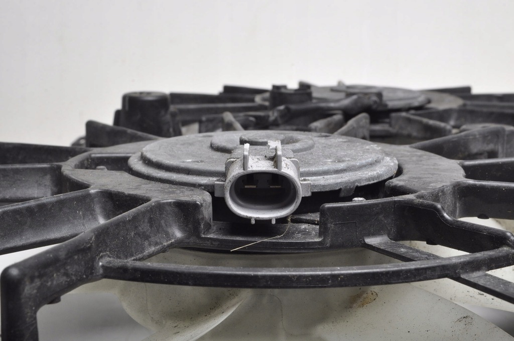 фото №7, Toyota prius iii вентилятор радиатора 100222-1377