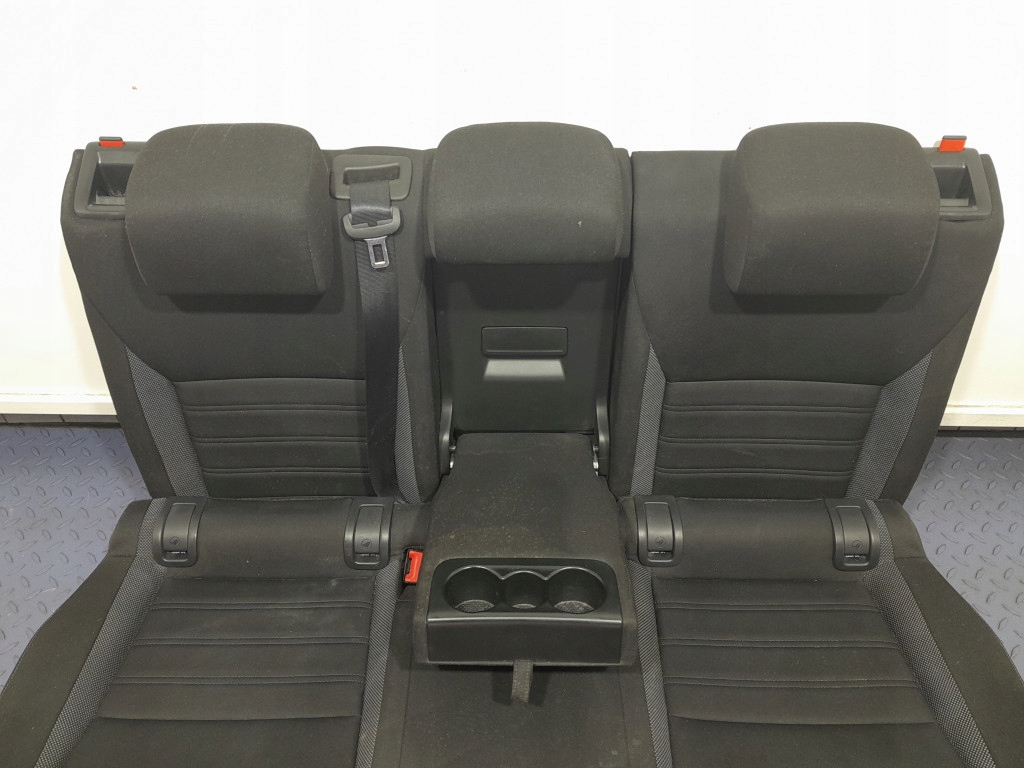 фото №5, Skoda octavia iii lift сиденья заднее сиденье сиденье спинка задняя