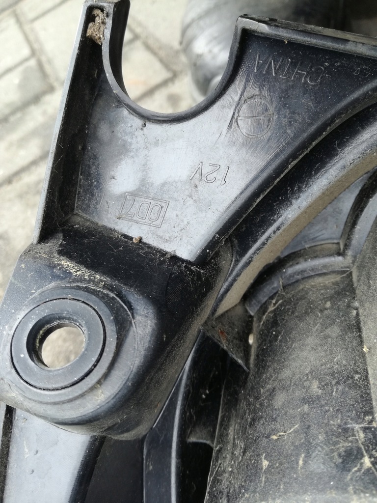 фото №3, Nissan juke f15 2010 - 2014 rok лампа задняя правая