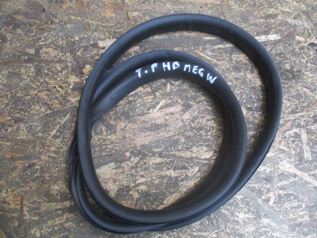 фото №1, Прокладка дверь задняя правая megane iv 4 hb