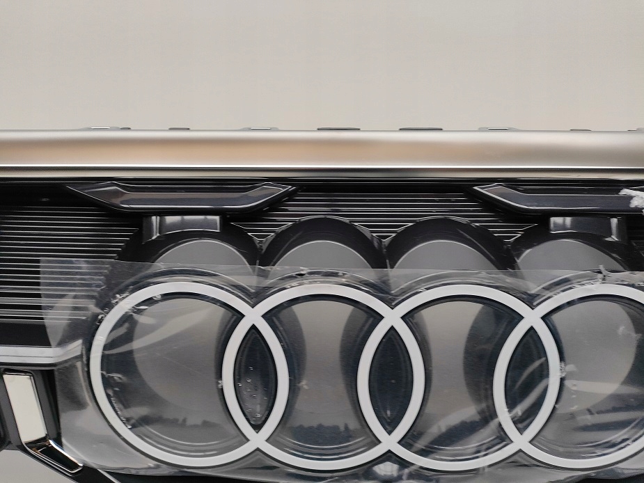 Решётка радиатора бампера решётка радиатора 4m0853651bp audi q7 рестайлинг  e-tron Доставка