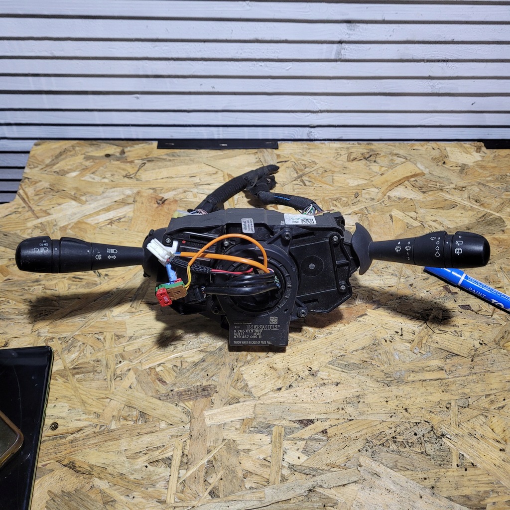 фото №1, Переключатель комбинированный renault 479457095r