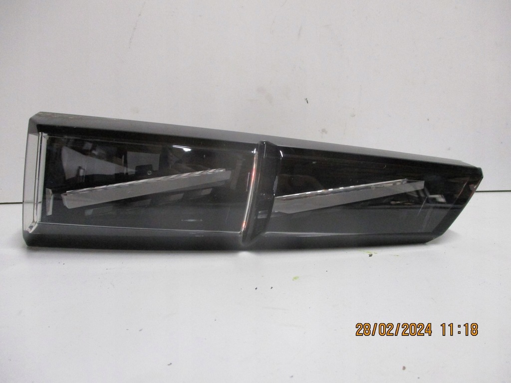 фото №10, Лампа лампы peugeot 308 iii sw kombi t10 21r led 9835300380 9835300480