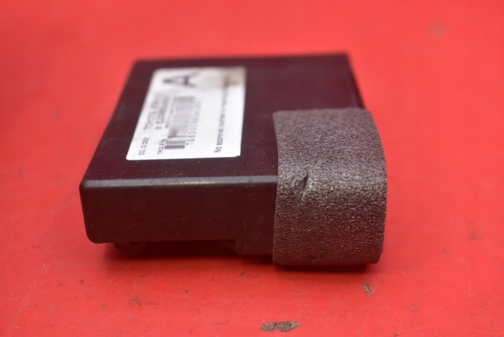 Блок керування модуль імобілайзер 89784-02071 toyota auris ii e18 kombi lift 15-18 Зі Шроту