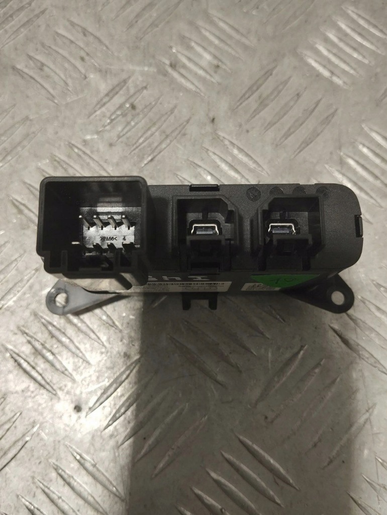 фото №5, Maserati levante 2019 роз'єм / з'єднувач aux 670104961