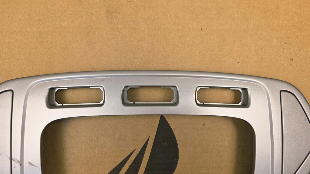 фото №3, Ford mondeo mk4 2007 - 2010 r. przedlift рамка радио консоли серебристая europa