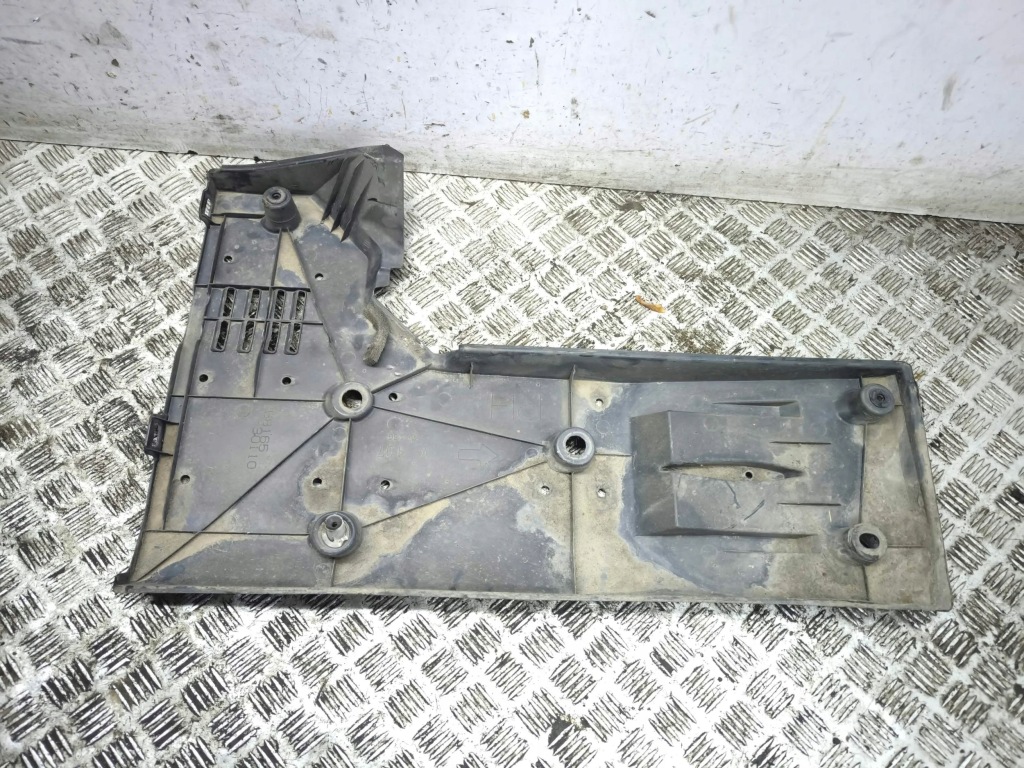 Lexus is 3 xe30 2015 накладка подвеска боковое  5816530110 Киев