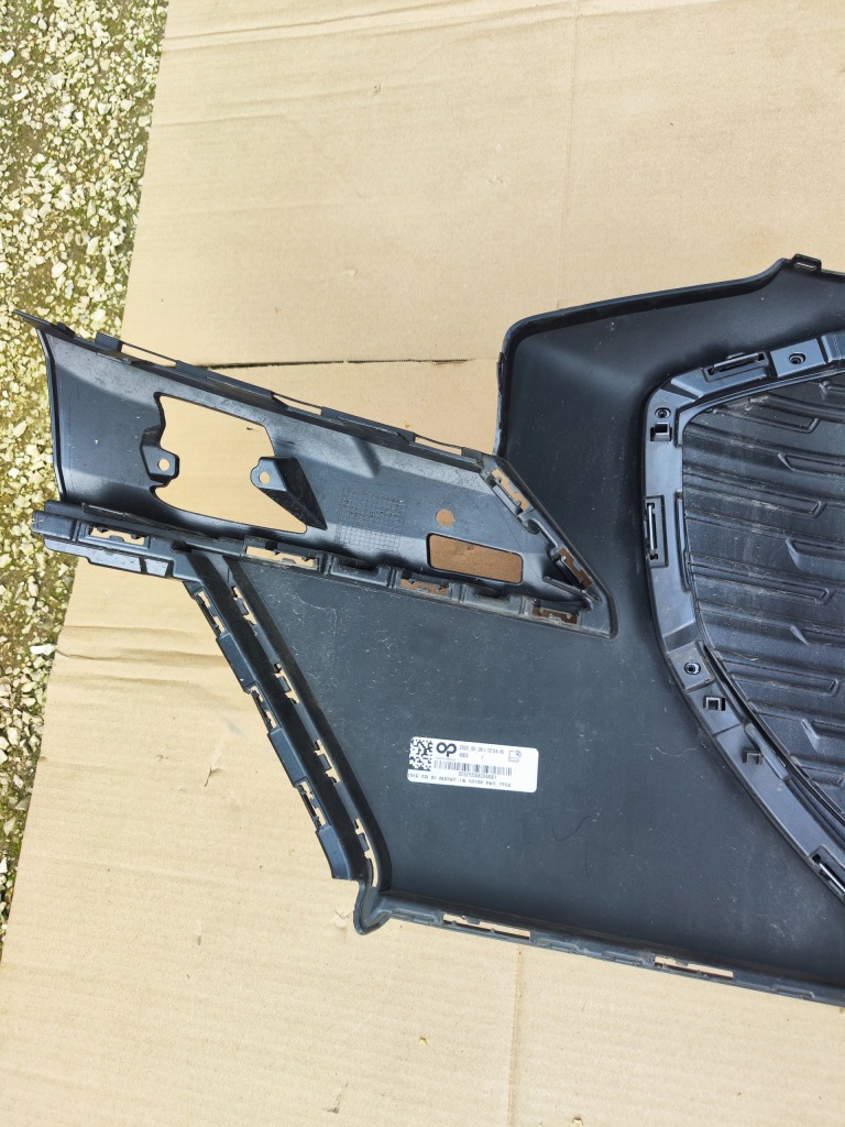 фото №13, Audi q4 e-tron 89a бампер передний решётка радиатора решётка радиатора 89a807725