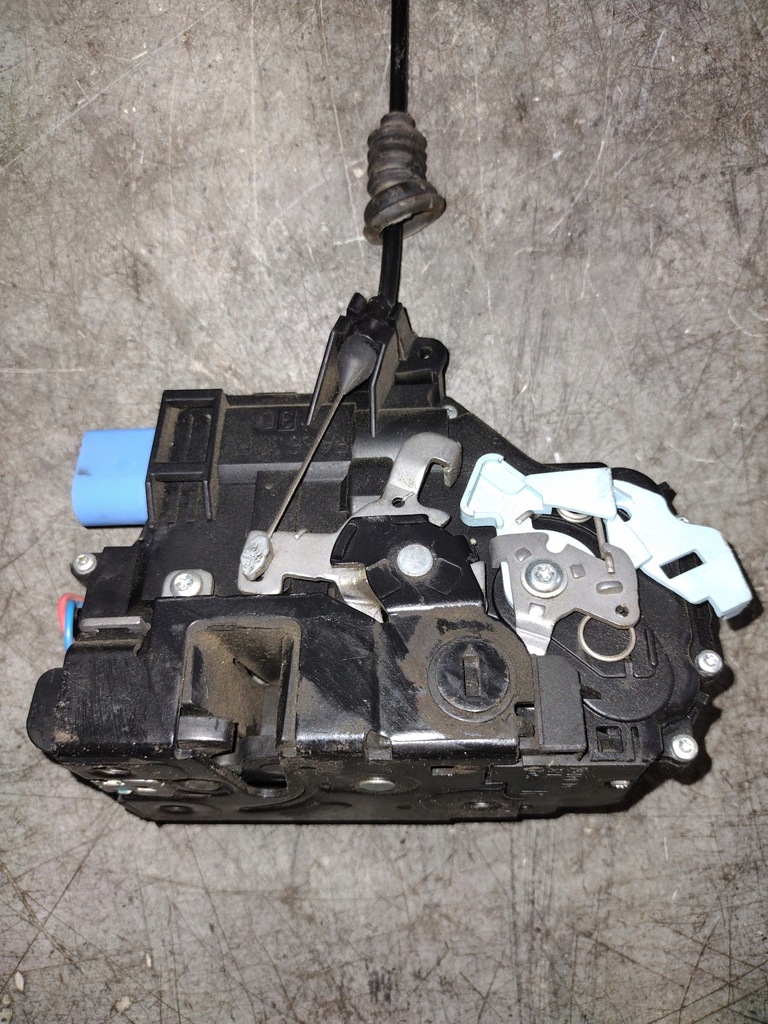 фото №8, Замок двері правий задня skoda 7l0839016d 7 pin