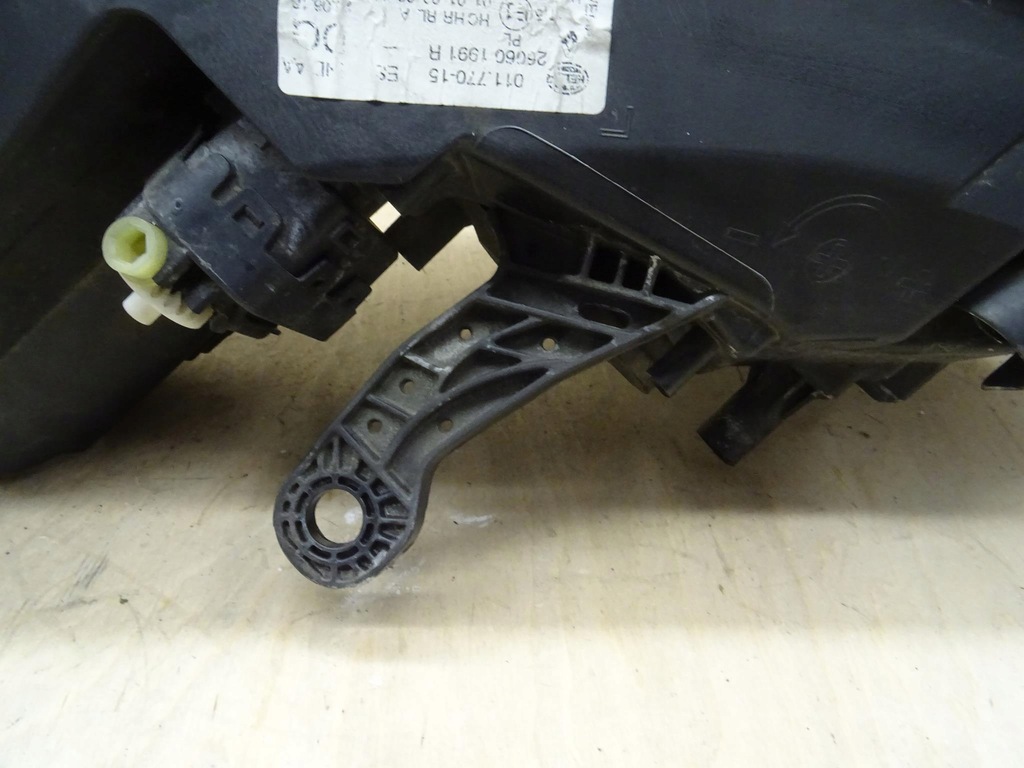 фото №13, Renault kadjar лампа левый перед europa 260601991r