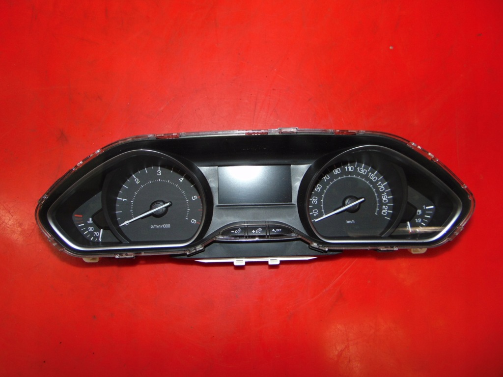 фото №1, Peugeot 208 i lift 1.6 bluehdi счетчик приборы eu