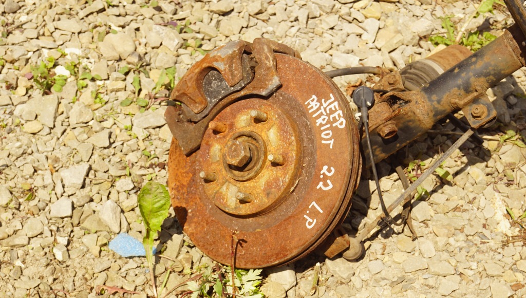 фото №5, Поворотний кулак лівий перед jeep patriot 2.2