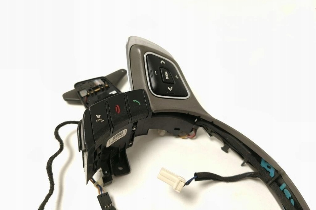 фото №9, Кнопки руля jaguar xj x351 aw9313d767bd1 3.0l дизель 202kw 2011