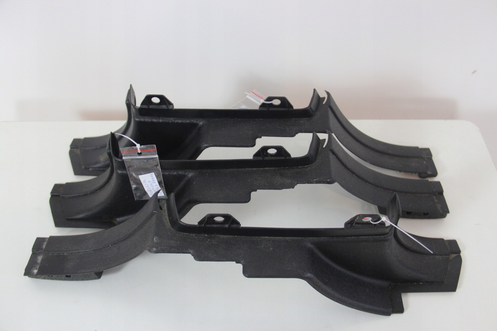 фото №1, Защита стойка среднего правая range rover l322