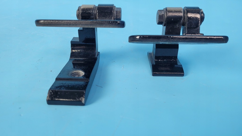 Купить Bmw 5' g31 518d touring 18r петли дверь правый задний  7333094 7333062