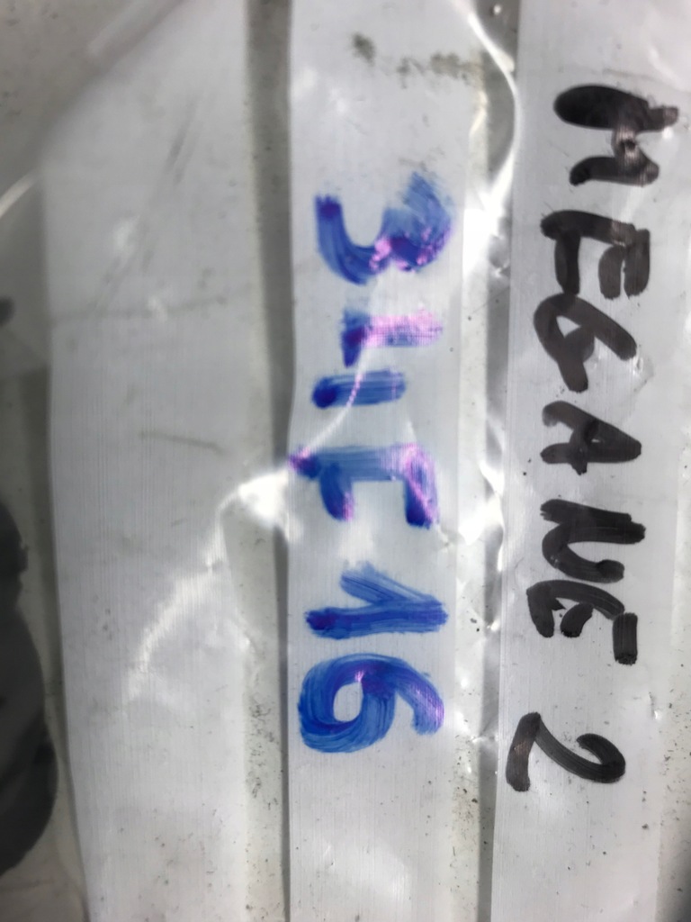 фото №13, Шумоізоляція шумоізоляція підкрилок капот renault megane ii 02-06 кліпси