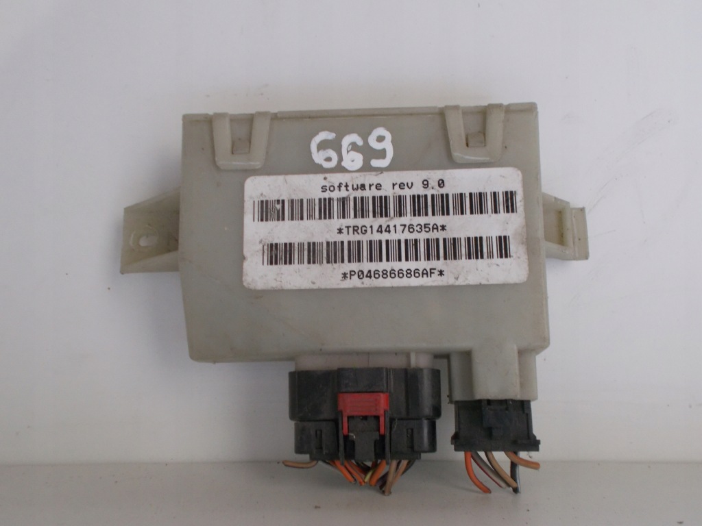 Купить Chrysler , модуль p04686686af trg14417635a