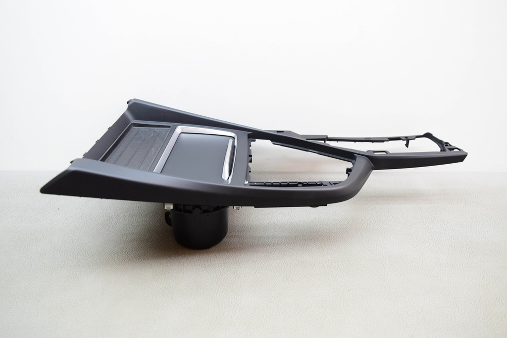 фото №12, Рамка середня панель приладів bmw 2 coupe f22, f87 6842323 3.0l бензиновий 272kw