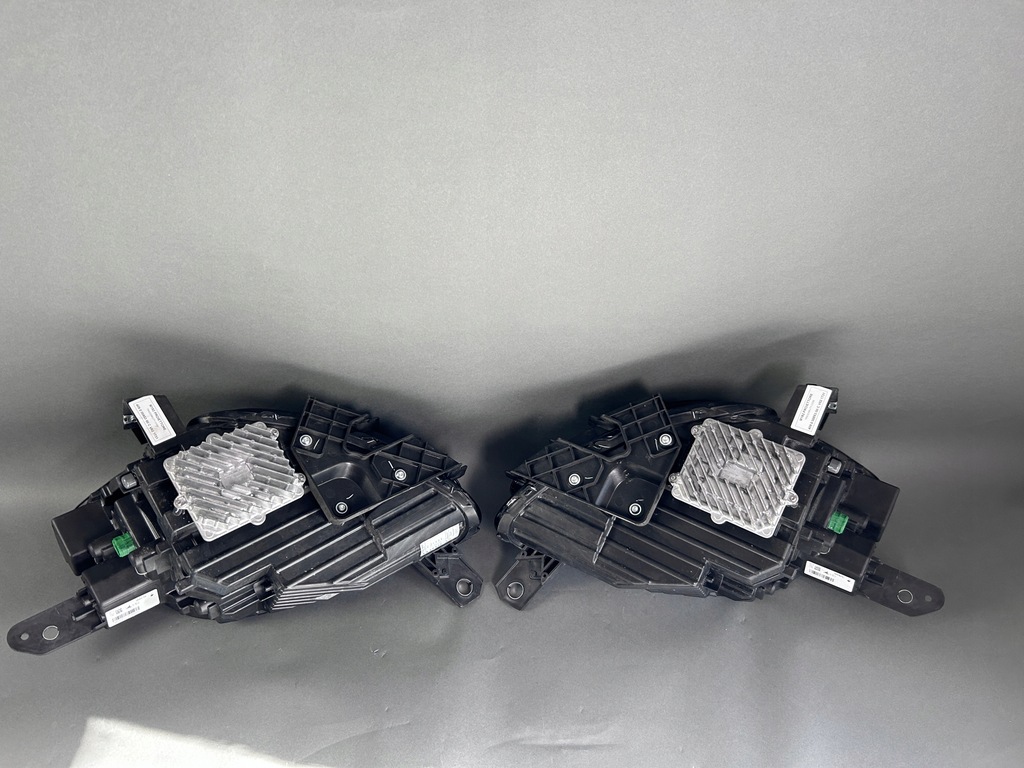 фото №10, Лампи фари перед maserati grecale usa 670157326 670157328