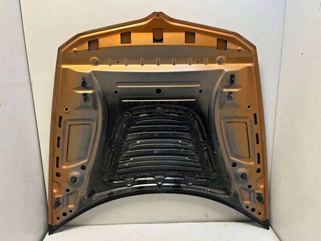Капот bmw i8 7483464 Недорого