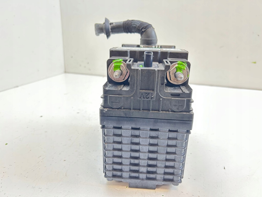 2017 mitsubishi outlander аккумулятор 52220123 в Украине