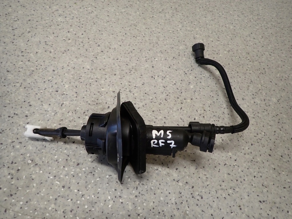 фото №2, Mazda5 mazda 5 2.0 d rf7 помпа сцепления