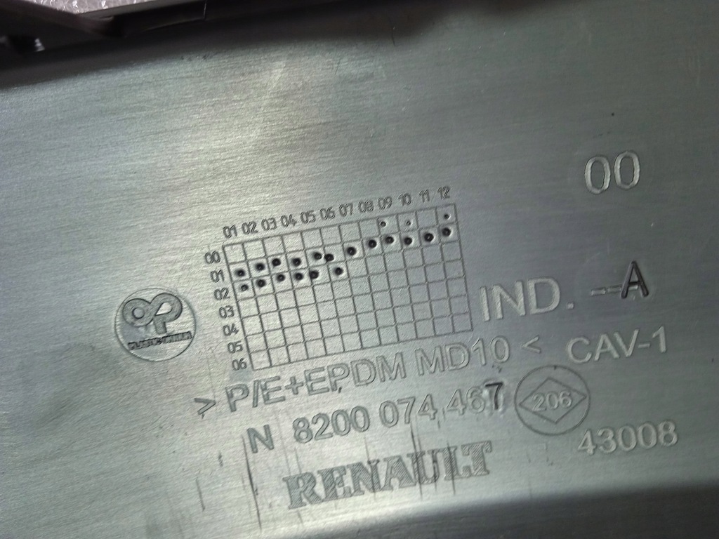 фото №10, Clio ii lift молдинг накладка бампера перед l/p