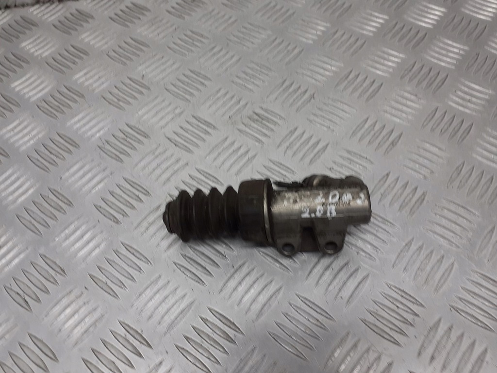 фото №1, Помпа сцепления mazda 5 2.0 3m51-7a508-bd