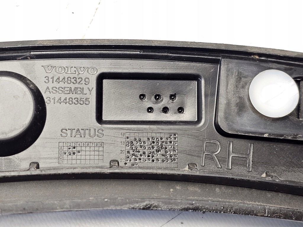 фото №13, Молдинг na крила volvo xc40 17-23 правий задня права задня