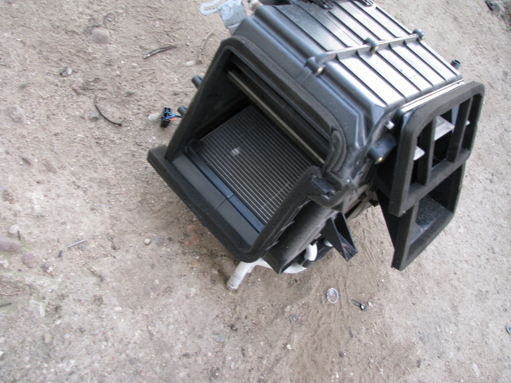фото №9, Корпус отопителя kia sorento i 2.5 crdi
