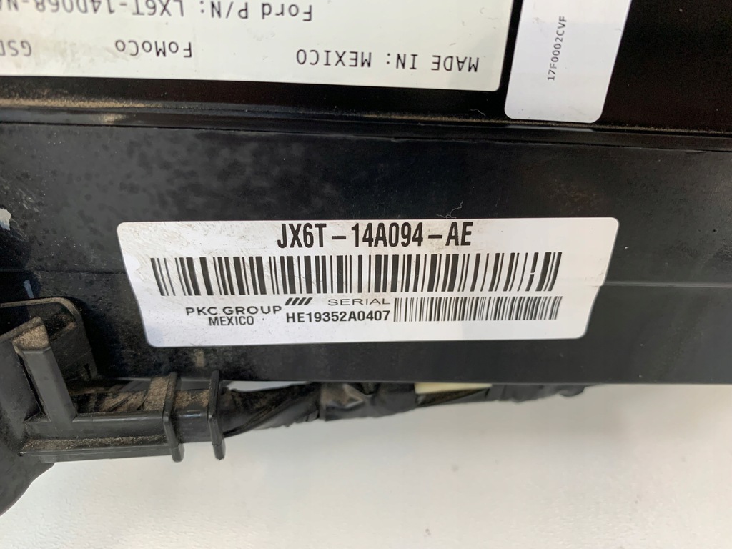 фото №7, Ford escape mk4 iv 2020- коробка предохранителей двигателя ecoboost комплектная