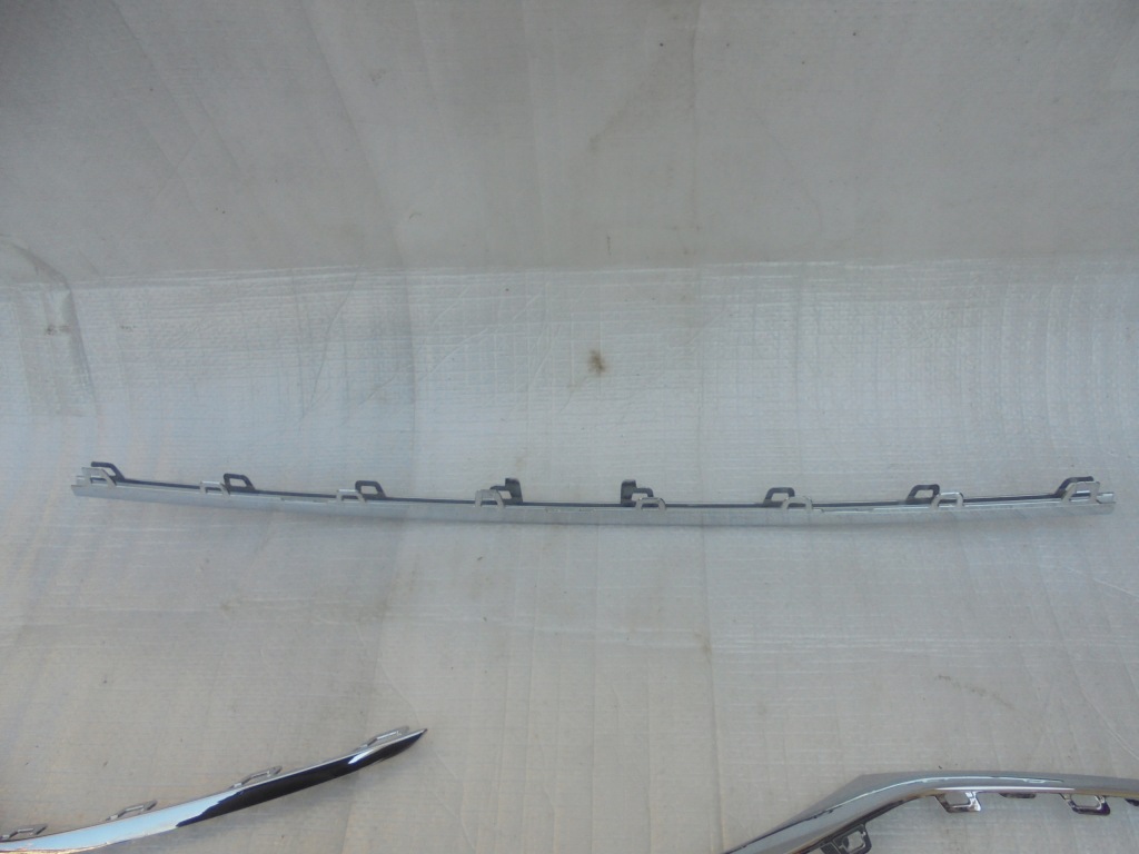 фото №12, Nowe ori оригинальный номер комплект накладки хром бампера перед mercedes eqa a243 21- slask