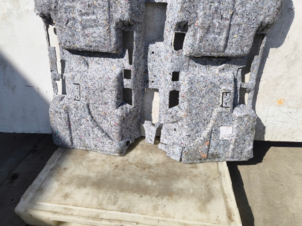 фото №7, Шумоізоляція підлога килим audi a3 8v 8v3863919a