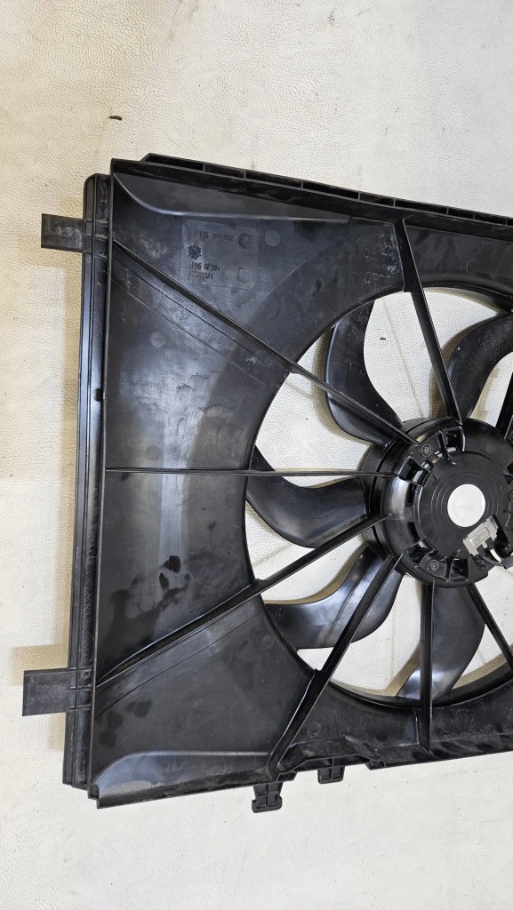 Вентилятор радиатора mercedes cla a117 a2465000093 Киев