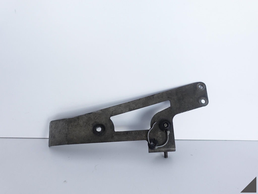 фото №1, Mercedes cls c219 w211 63 amg кронштейн кронштейн