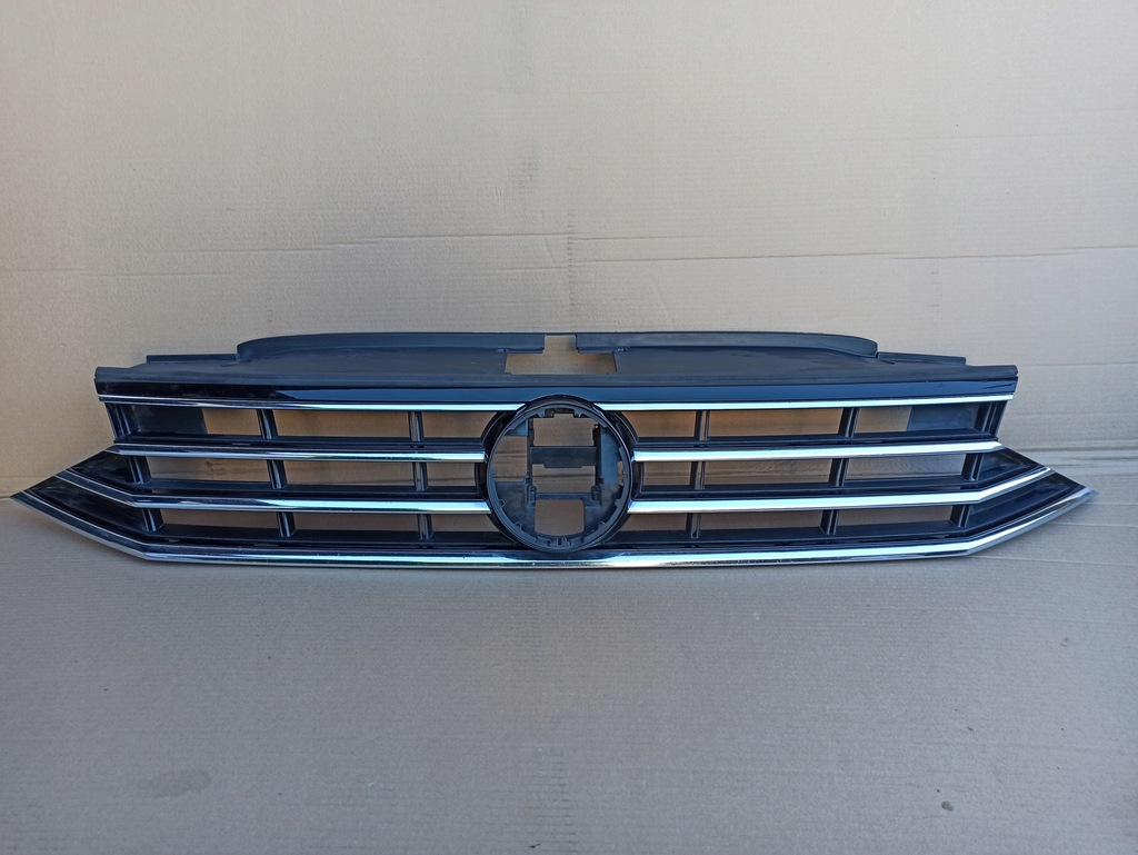 фото №1, Решітка радіатора решітка радіатора vw passat b8 3g0853653k